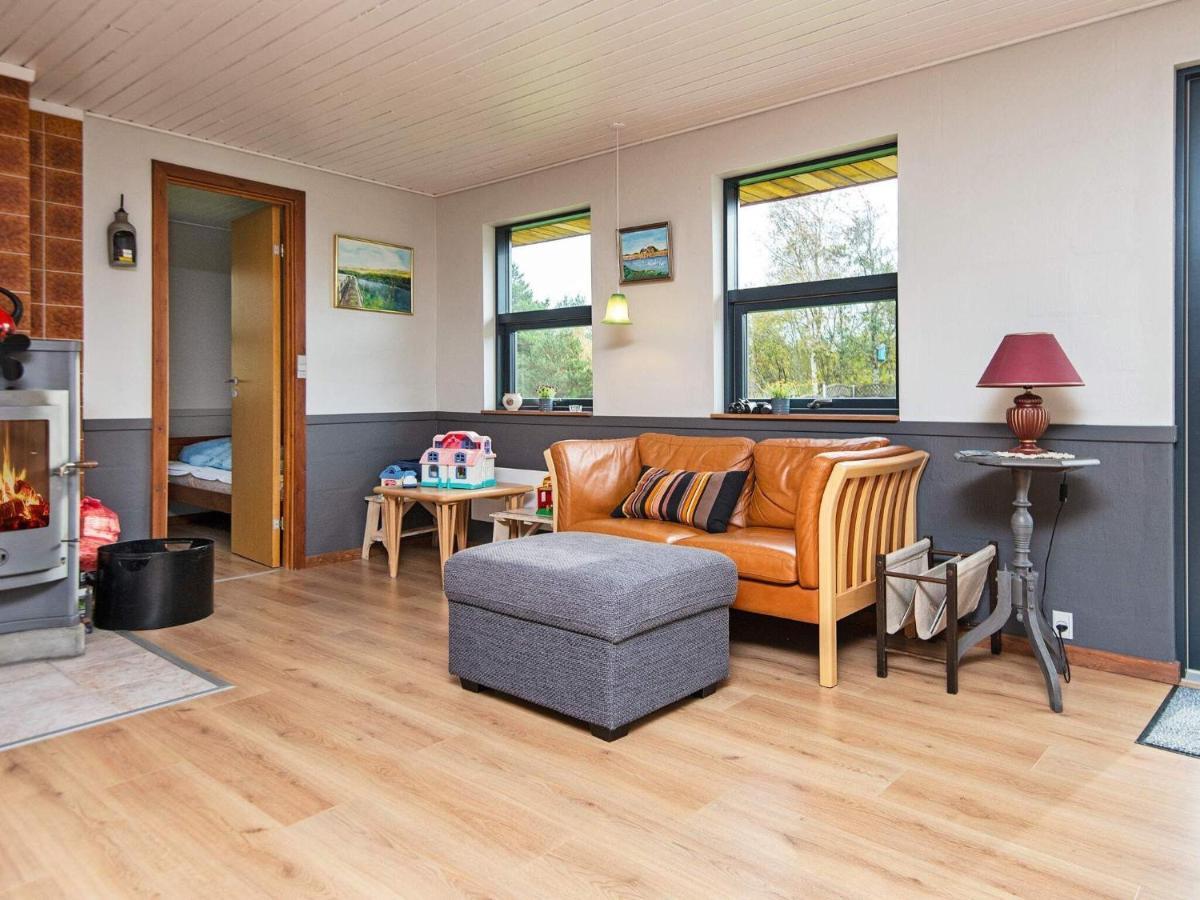 8 Person Holiday Home In R M Lakolk 外观 照片