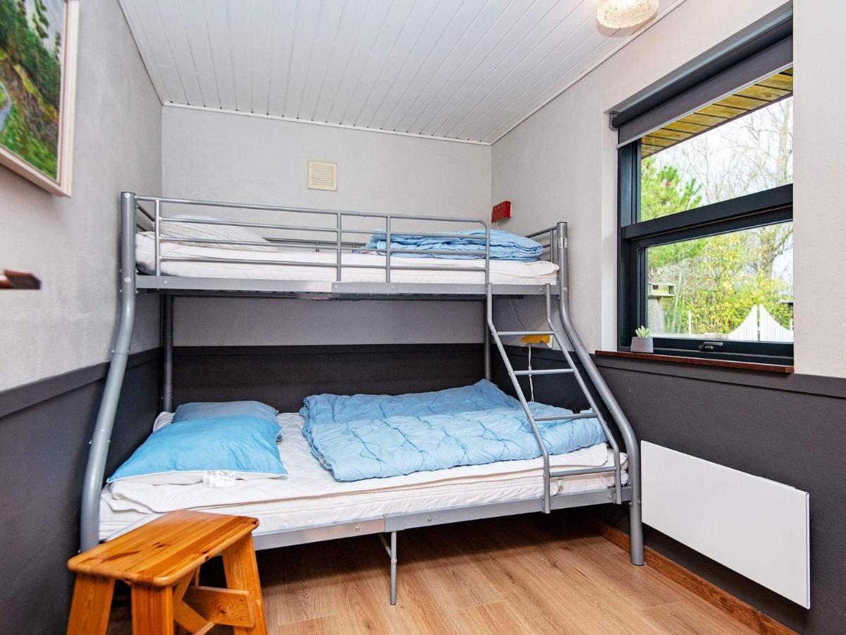 8 Person Holiday Home In R M Lakolk 外观 照片