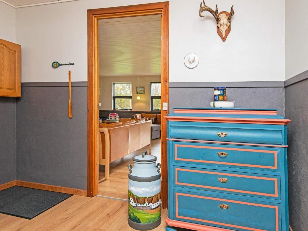 8 Person Holiday Home In R M Lakolk 外观 照片